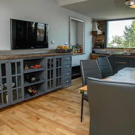 Art Luxury Apartment Burgas by Eksteriør bilde