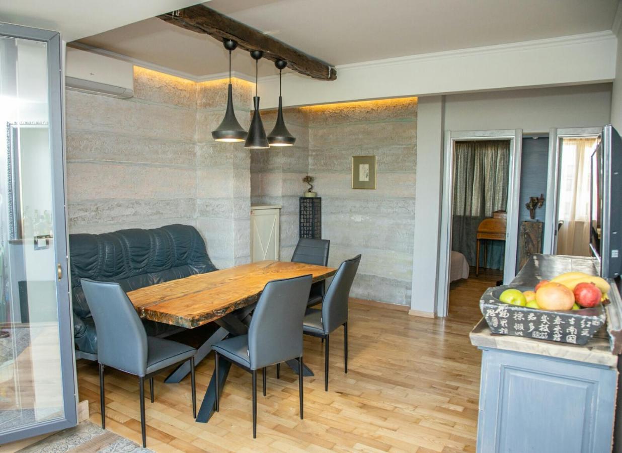 Art Luxury Apartment Burgas by Eksteriør bilde