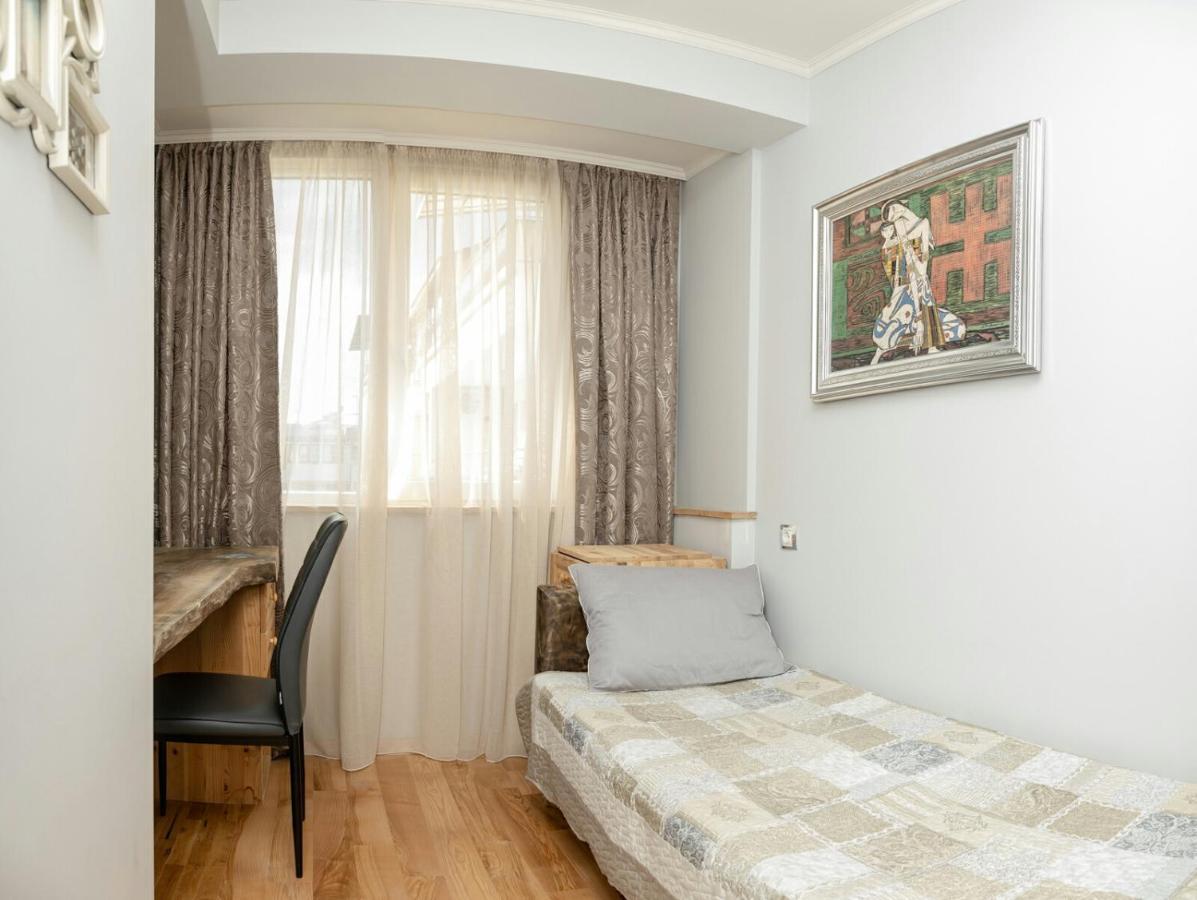 Art Luxury Apartment Burgas by Eksteriør bilde